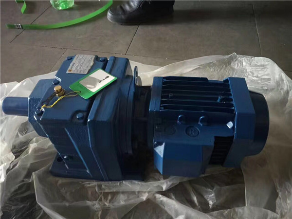 R87減速機(jī)，R87DRE90減速機(jī)